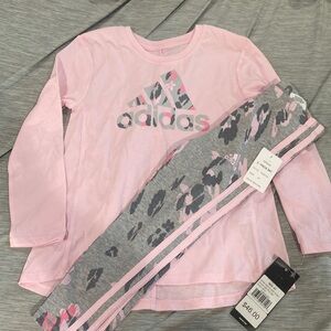 Adidas 2-piece set size 4T